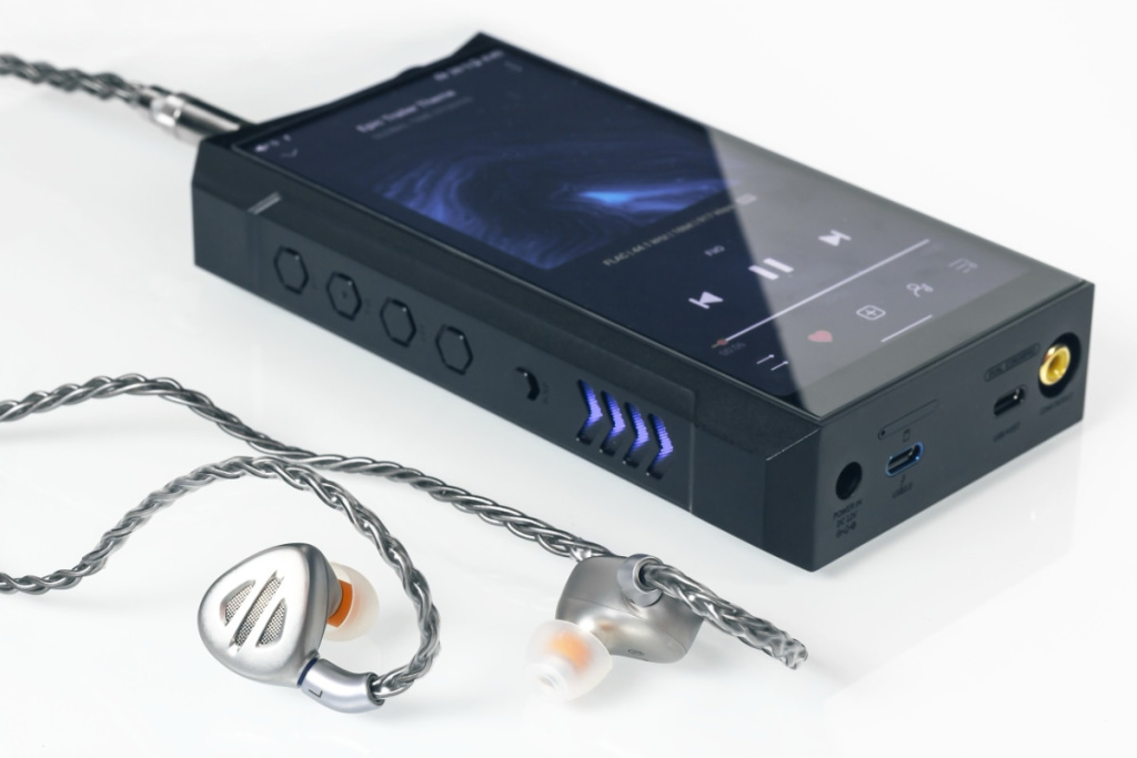 Плеер FiiO M17