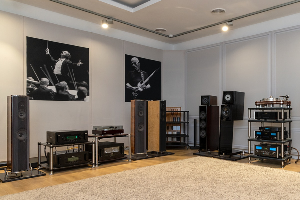 Акустика в Галерее «Назаров»