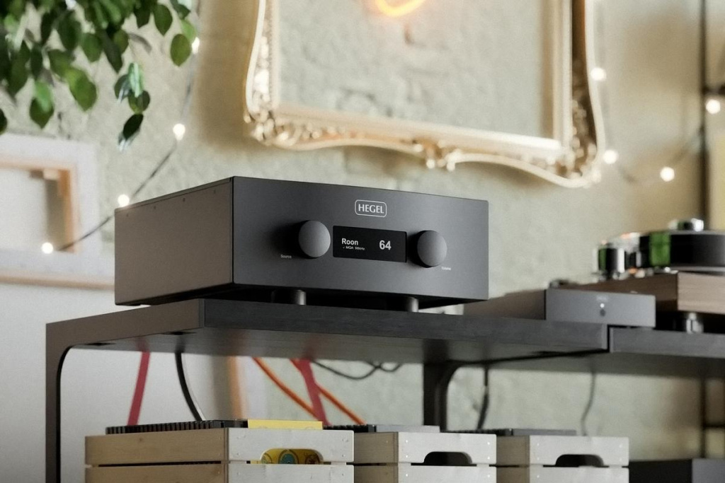 Усилитель Hegel H600