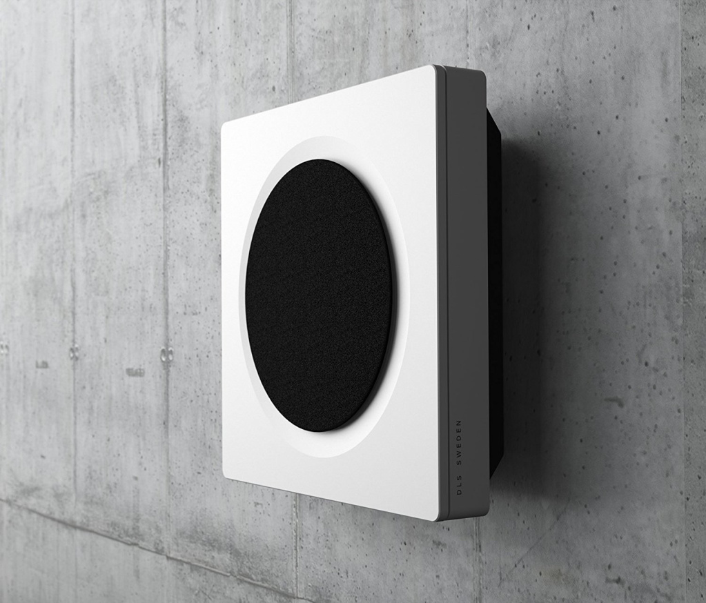 Настенные колонки DLS Flatbox D-One Designer Piano Black High End on Wall Hi-Fi Speaker