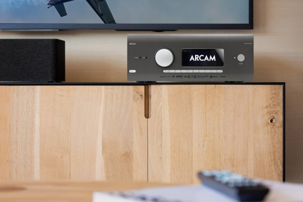 Arcam AV41