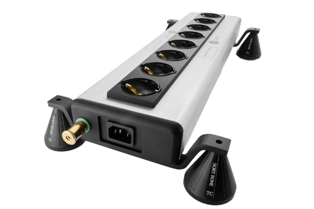 Сетевой фильтр Nordost QBase QB8 Mark III